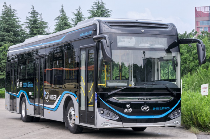 ZF supplies axles, air suspension and braking systems for the first Higer electric citybus for Brazil