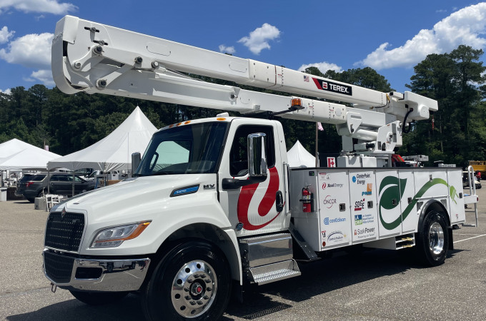 Terex showcases first all-electric bucket truck