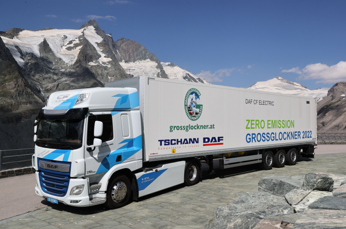 DAF CF Electric truck traverses Austria’s highest Alpine road