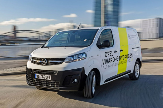 Opel produces hydrogen-powered LCV for first customer in Germany