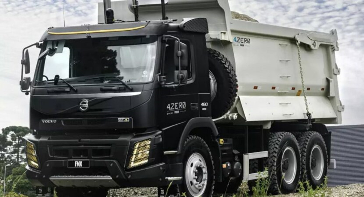 Brazilian construction company trials remote controlled Volvo FMX 4.ZERO  autonomous tipper truck, fmx volvo 