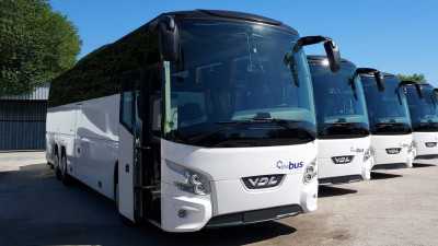 10 Futuras delivered by VDL to Madrid coach operator