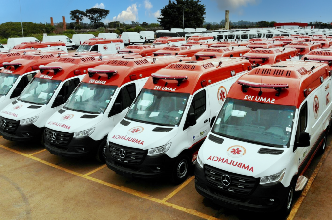 Mercedes-Benz delivers 400 Sprinter ambulances to SAMU