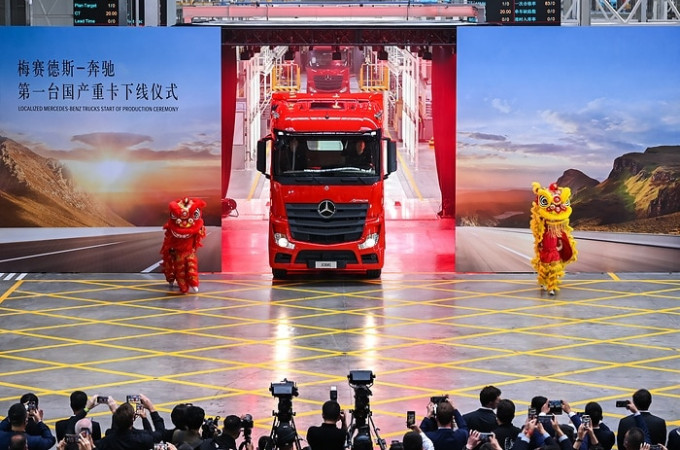 Daimler Truck begins production of Mercedes-Benz trucks in China