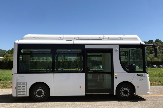 Perrone and Rampini to build 6-metre electric buses with autonomous drive