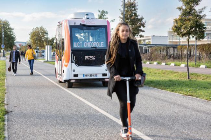 EasyMile earns Level 4 autonomy approval in France