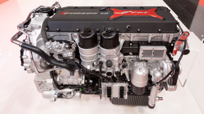 FPT Powertrain introduces new multi-fuel 13 litre engine and e-drivetrains at IAA