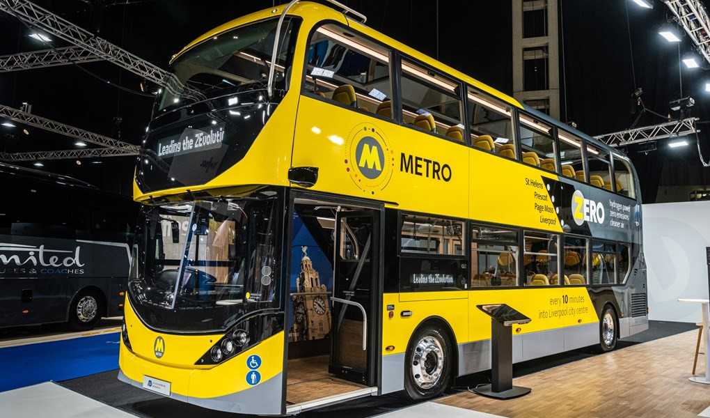 Alexander Dennis Unveils Enviro400FCEV Hydrogen Bus At Euro Bus Expo