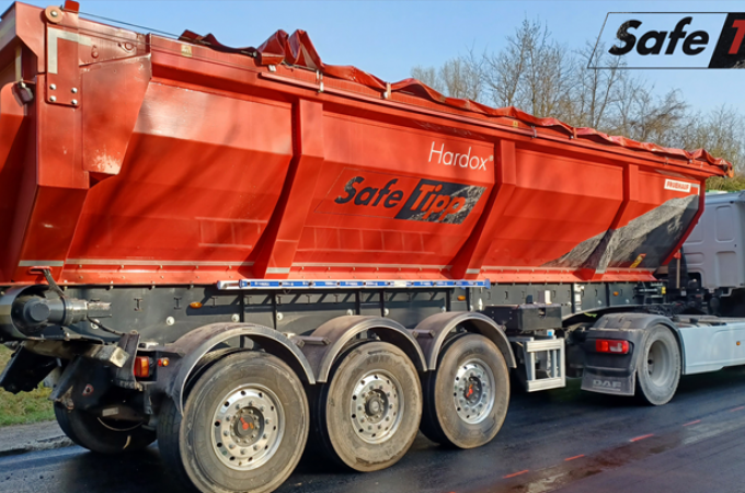 Fruehauf France adds conveyor-belt tipping trailer to semi-trailer portfolio