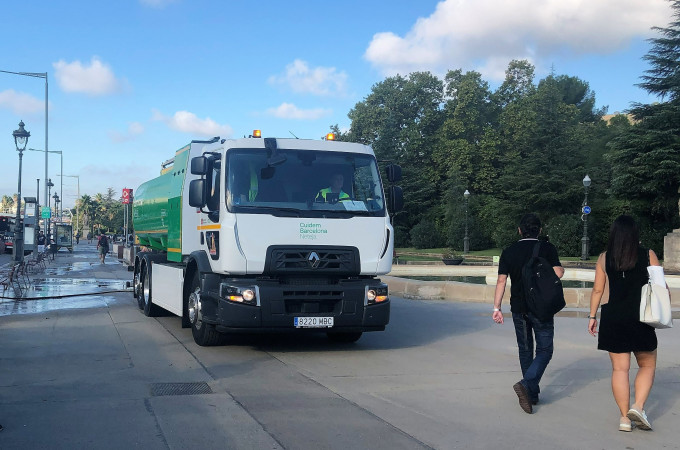 Renault Trucks receives 73 electric truck order for Barcelona