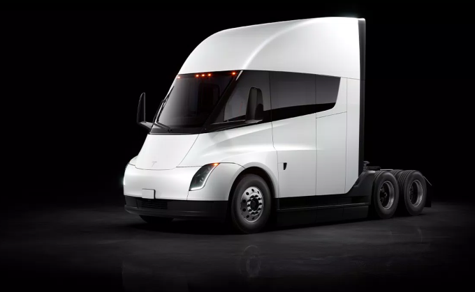 Tesla makes first delivery of production-model Semi truck