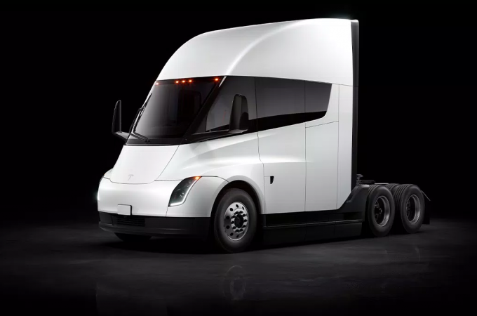 Tesla makes first delivery of production-model Semi truck