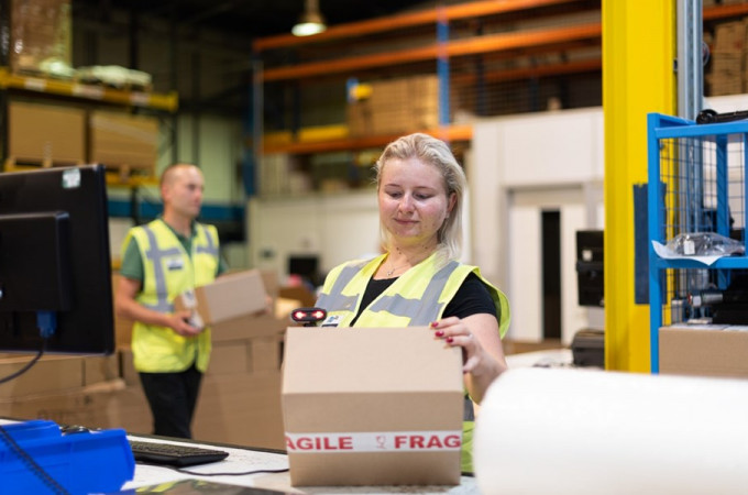 Alexander Dennis targets Amazon-style spare parts delivery service