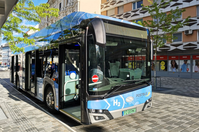 Solaris receives first order for hydrogen buses in Austria following agreement