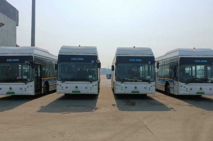JBM delivers its first electric airport buses to Delhi International Airport