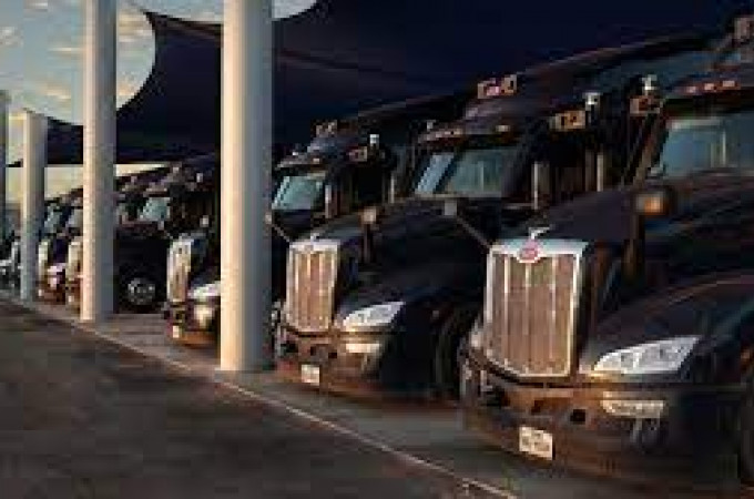 Aurora opens Dallas terminal for autonomous trucks