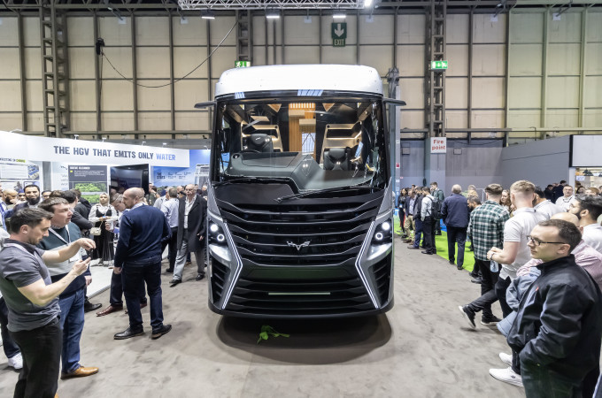 HVS launches hydrogen-electric heavy goods vehicle technology demonstrator at UK CV show