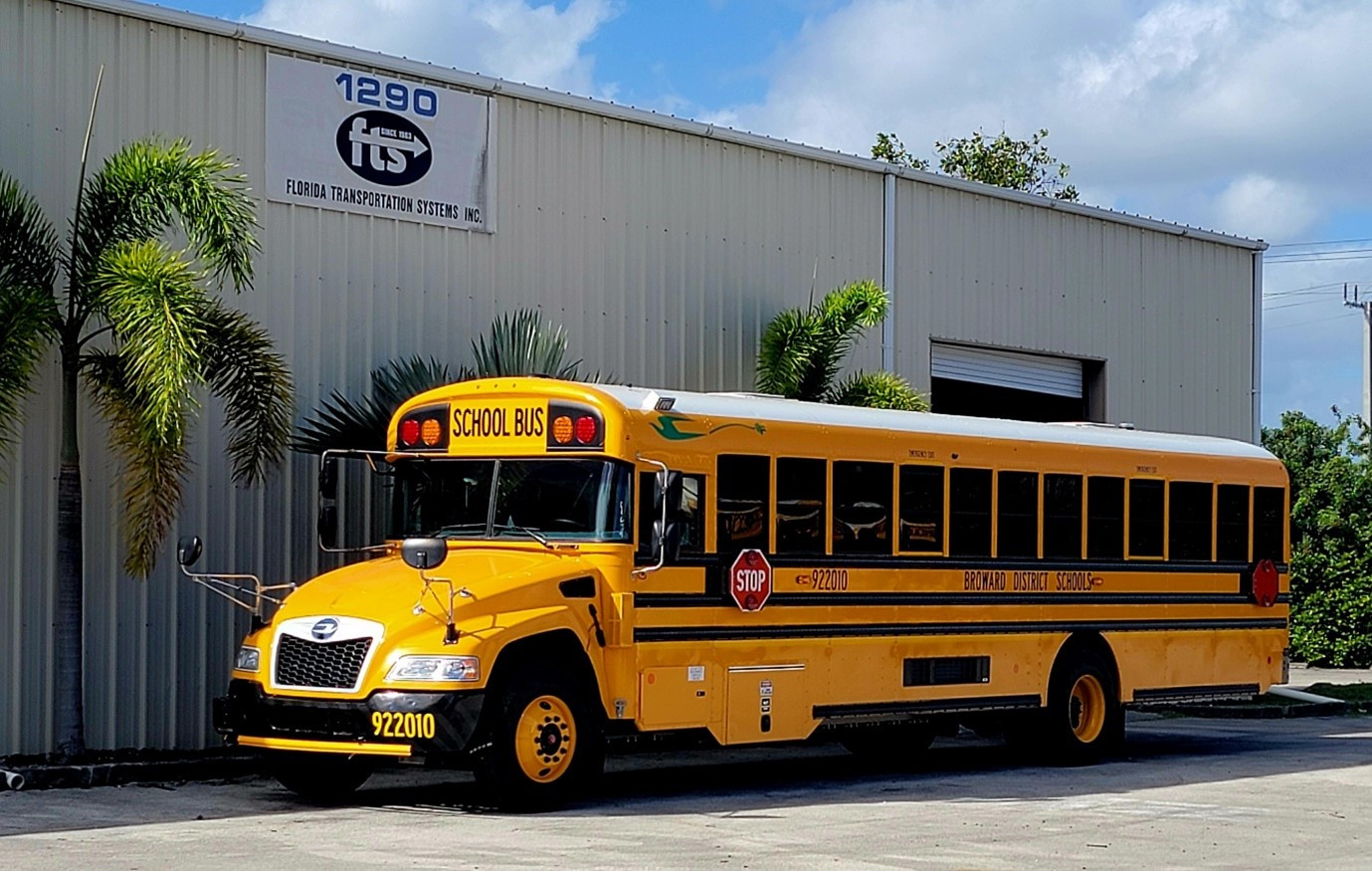 Blue Bird completes largest ever electric school bus delivery