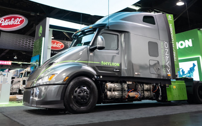 Hyliion unveils fuel-agnostic hybrid demonstrator truck at ACT Expo