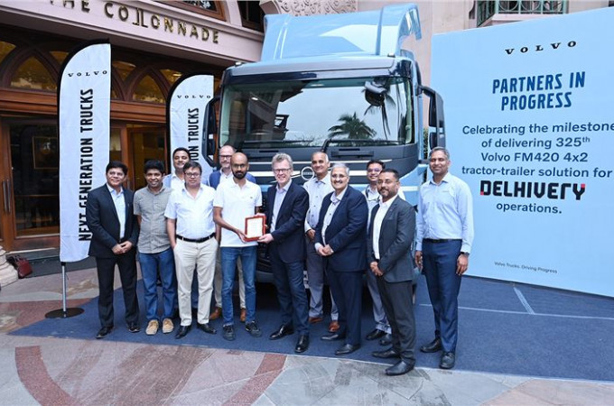 Volvo Trucks India receives order for 200 trucks from Delhivery