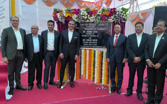 Sona Comstar opens gear set plant in Chakan