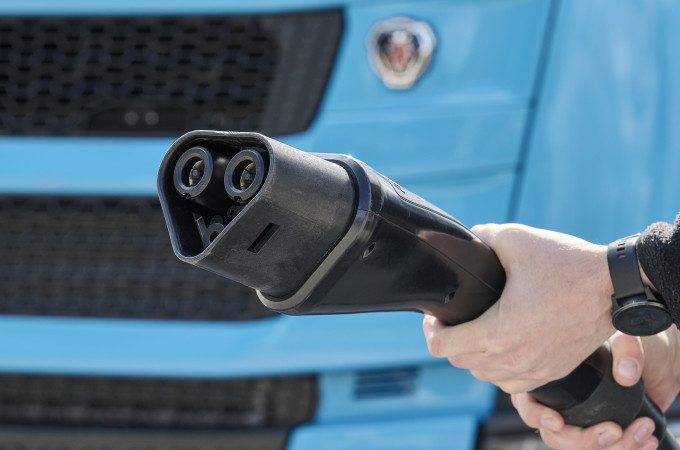 Scania and ABB test megawatt charging with electric trucks