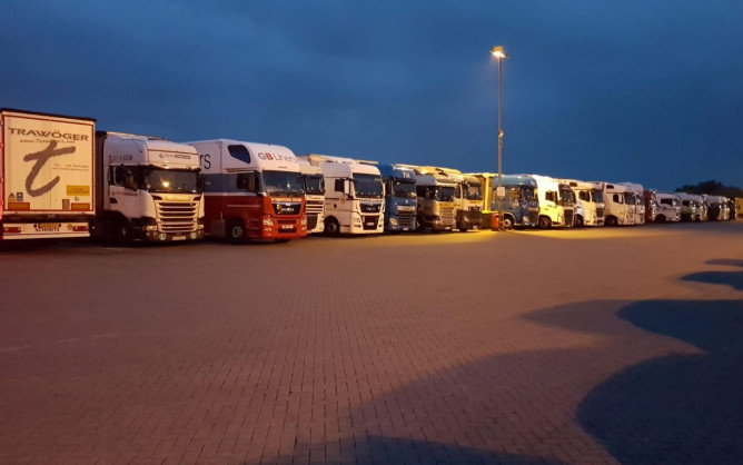 41 multinationals urge the European Commission to set stricter emission targets for trucks