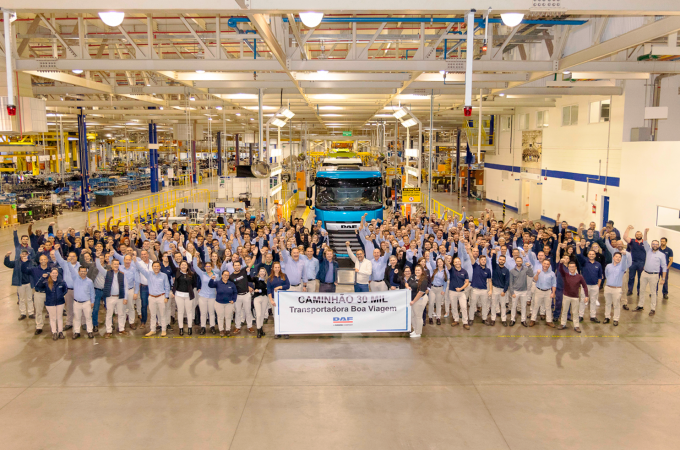 DAF celebrates 10 years in Brazil and the production of 30,000 trucks