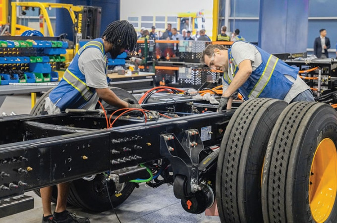 Blue Bird expands production capacity for electric school buses in North America