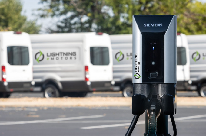 Lightning eMotors partners with Siemens to offer Level 2 charging stations