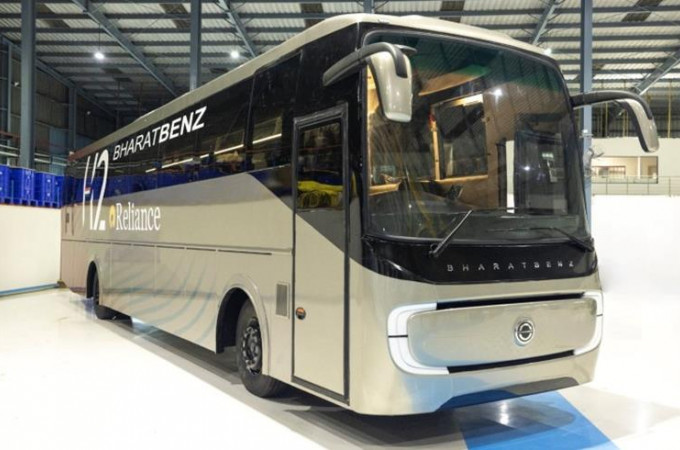 DICV and Reliance team up to trial hydrogen fuel-cell coach