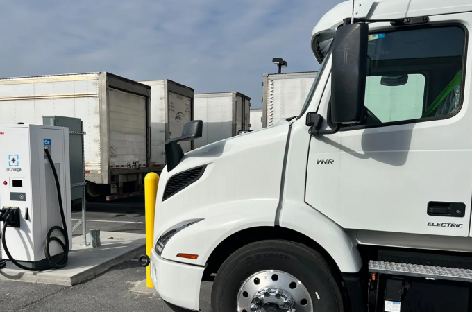 Volvo NA launches turnkey service for truck charging infrastructure