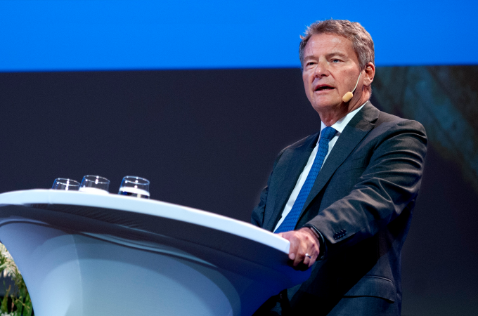 Volvo Chairman Carl-Henric Svanberg to step down next year