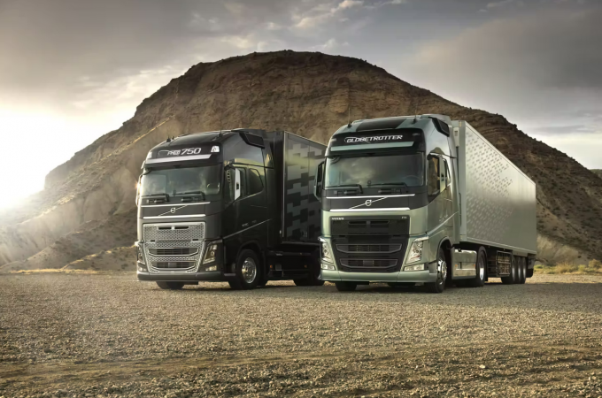 Volvo celebrates 30 years of FH truck range