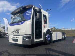 Renault Trucks UK debuts low entry cab with "bus door" for electric refuse collection trucks at RWM Expo