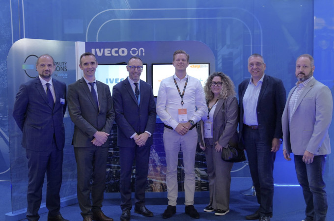 Iveco Bus is set to offer fleet management software developed by ChargePoint