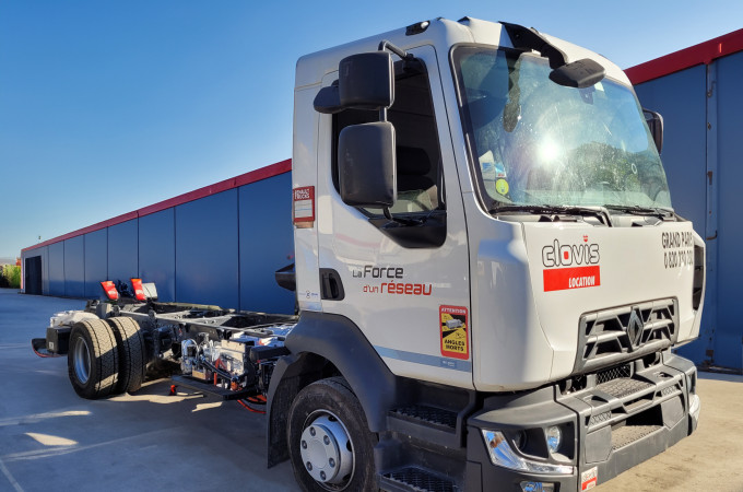 Renault Trucks carries out first diesel to electric retrofit