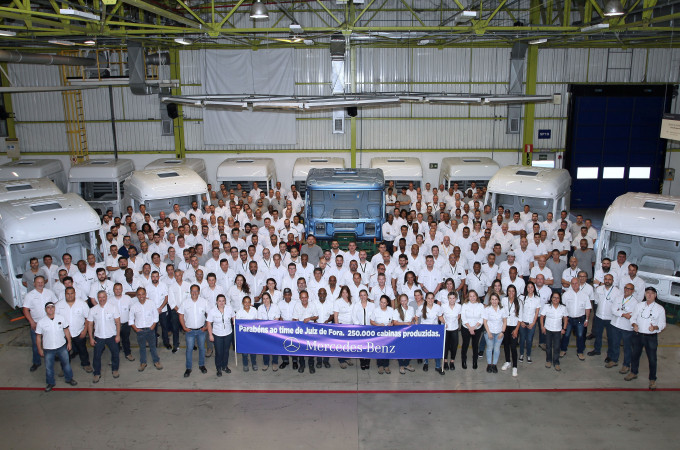 Truck cab production at Mercedes-Benz do Brasil’s Juiz de Fora facility reaches 250,000 milestone