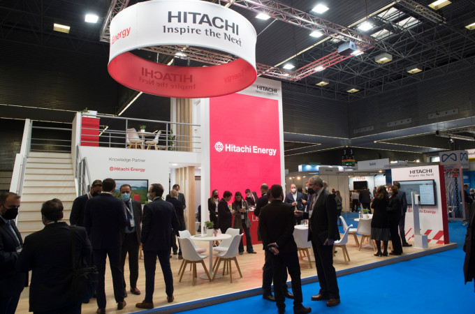 Hitachi wins contract to install electric bus charging infrastructure in Italy