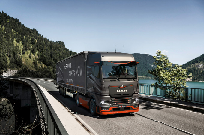 MAN launches sales of its long distance electric trucks