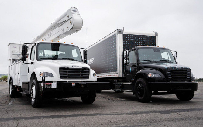 DTNA to electrify eM2 freightliner with Hexagon batteries