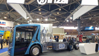Irizar displays second generation ie truck at Solutrans