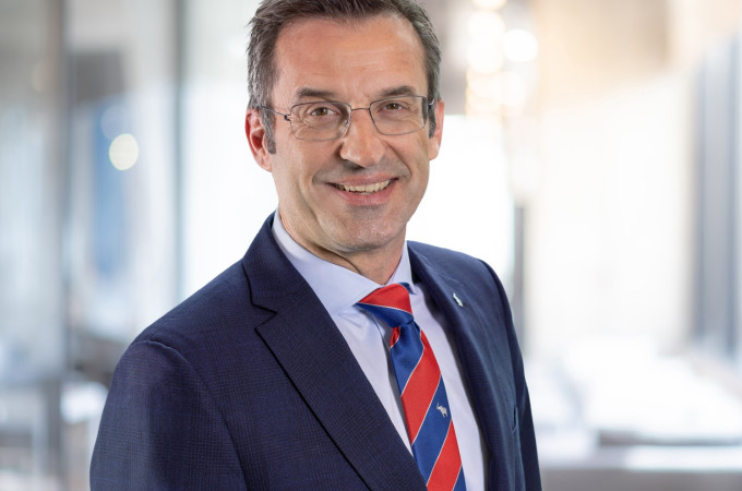 Schmitz re-elects Dr Günter Schweitzer as COO for further five years