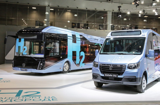 GAZ unveils battery and fuel cell-powered buses at COMTRANS