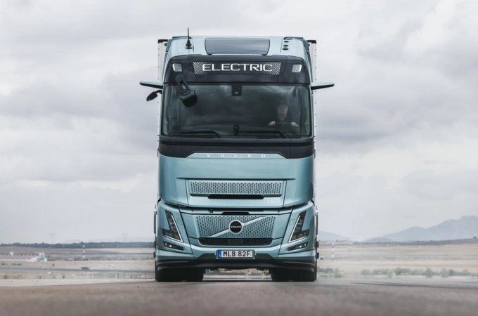 Volvo releases aerodynamic FH with up to 5% fuel economy improvement