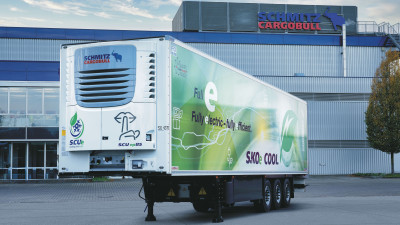 Schmitz launches S.KOe Cool fully-electric reefer with regen axle for the UK market