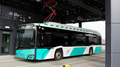 Solaris delivers first battery electric buses to Estonia