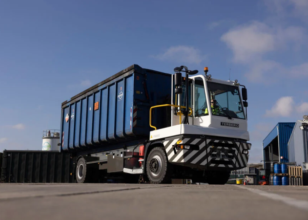 Terberg launches production of new terminal tractor for container handling