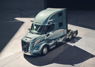 Volvo NA receives first order for 50 new VNL trucks