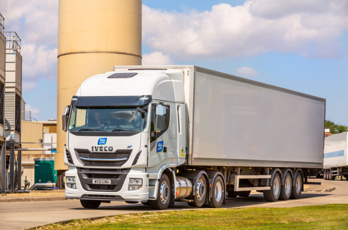 Iveco UK receives largest ever order of natural gas trucks